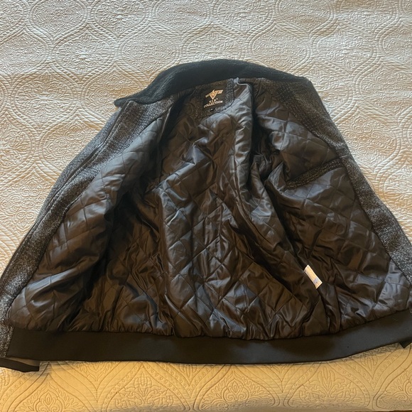 VIP Collection stylish jacket - Picture 3 of 5